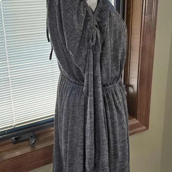 Miss Me Charcoal Long Sleeve Dress - Picture 4 of 8